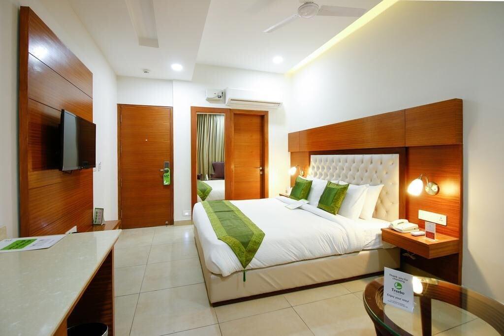 Mint Hotel Premia Chandigarh, Zirakpur Luaran gambar