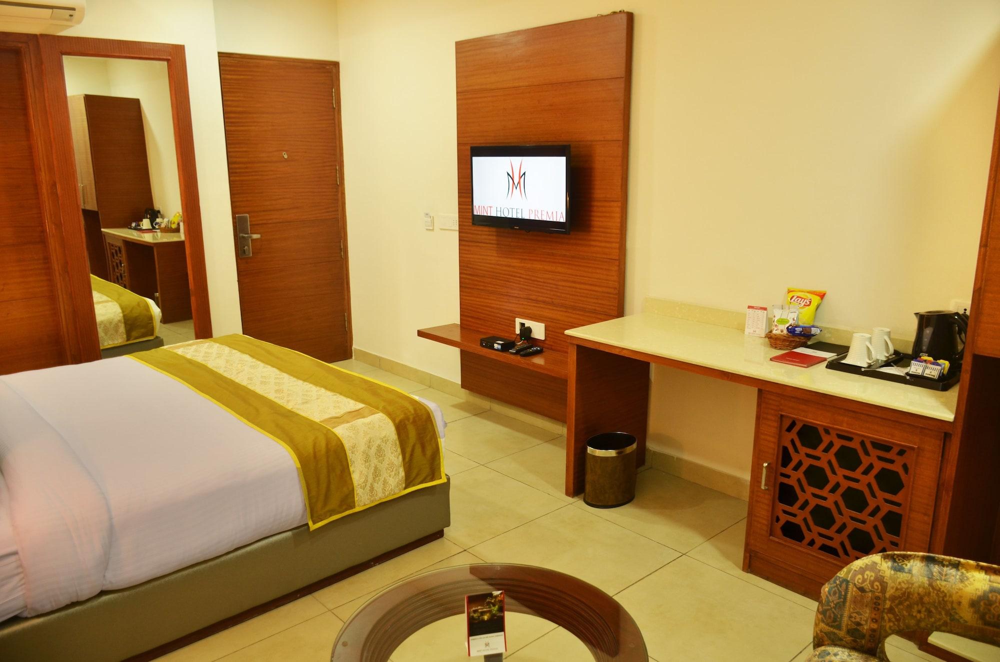 Mint Hotel Premia Chandigarh, Zirakpur Luaran gambar