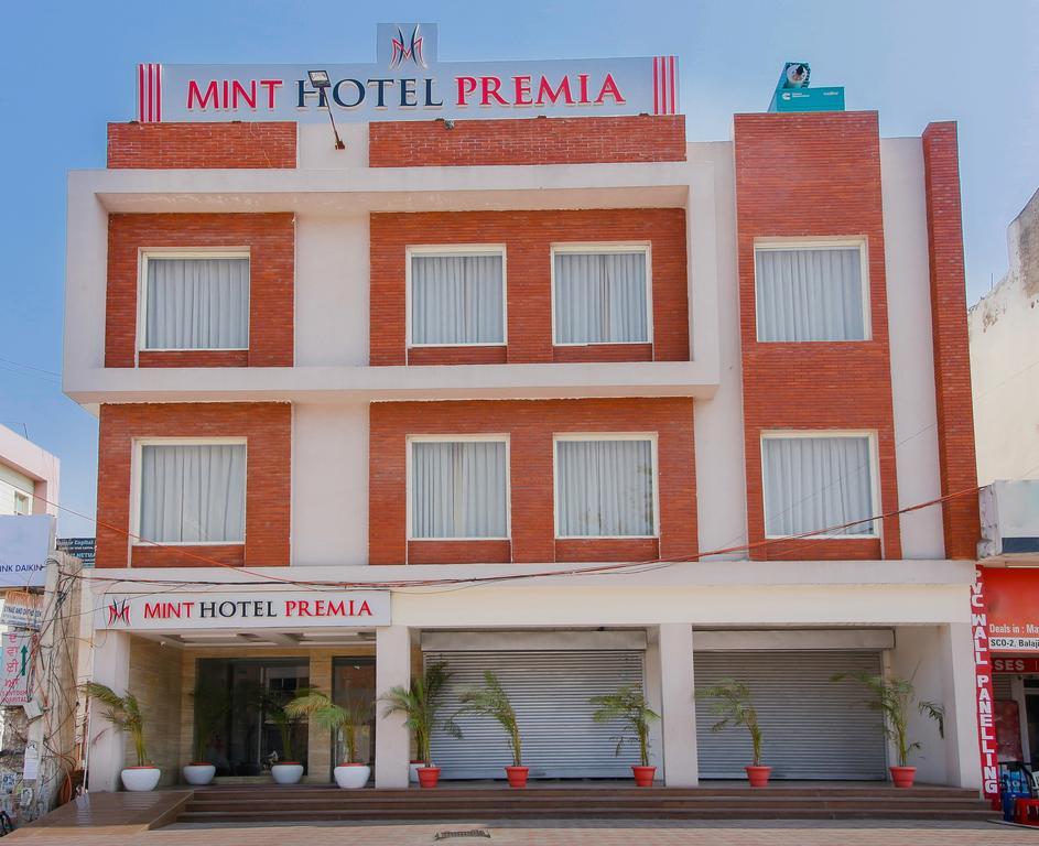 Mint Hotel Premia Chandigarh, Zirakpur Luaran gambar